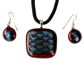 Red with Green Pendant 3.5cm Square plus Earrings on Gold Plated Wires